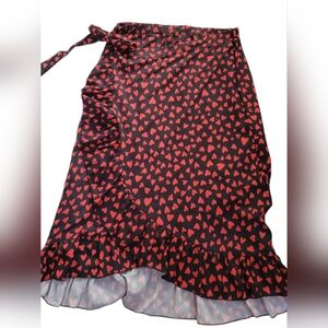 NWT BOOHOO Black and Red heart pattern A-Line Skirt Wrap Skirt 10 // Medium